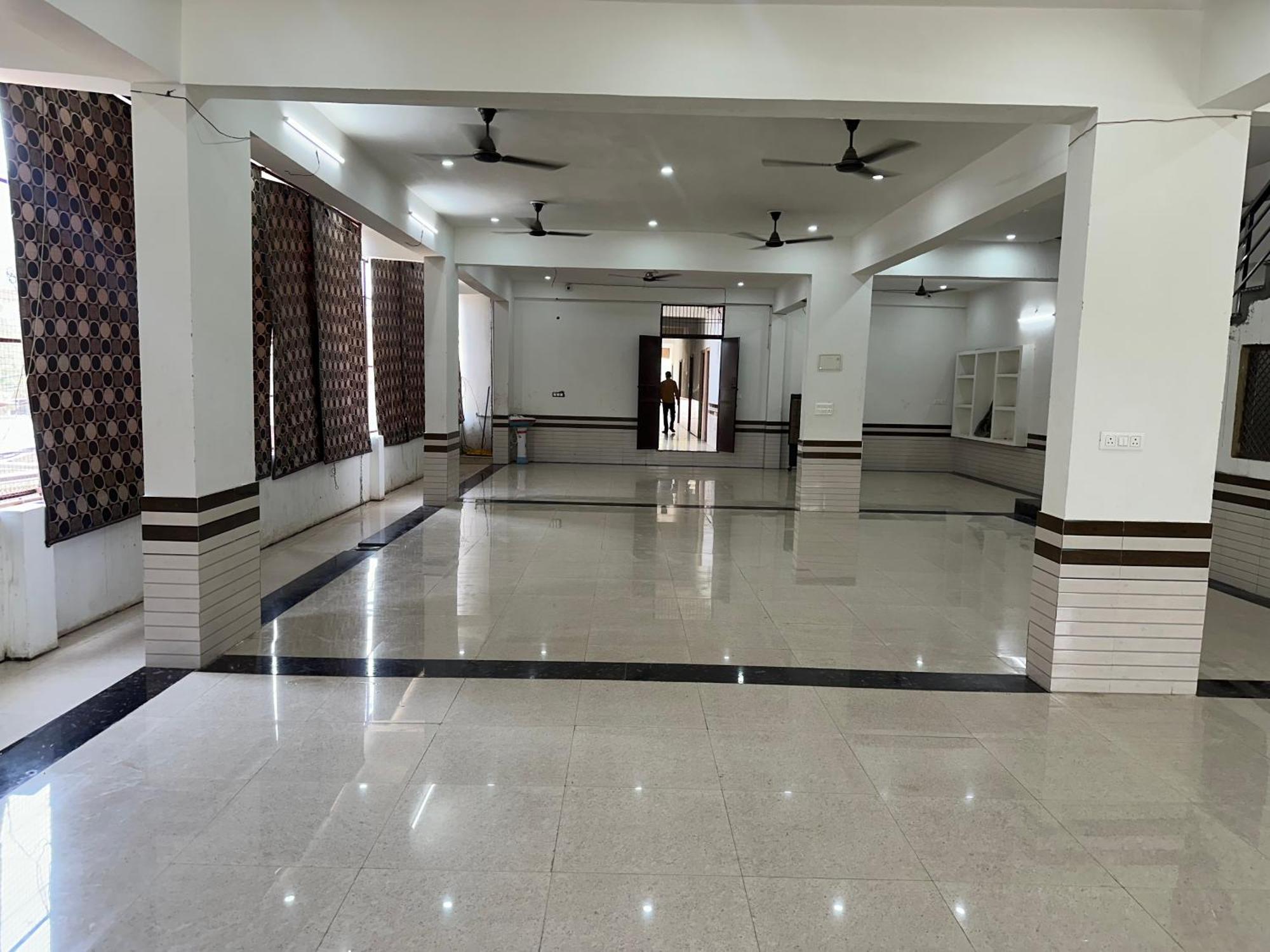 Guest house Radhey Radhey Seva Sadan