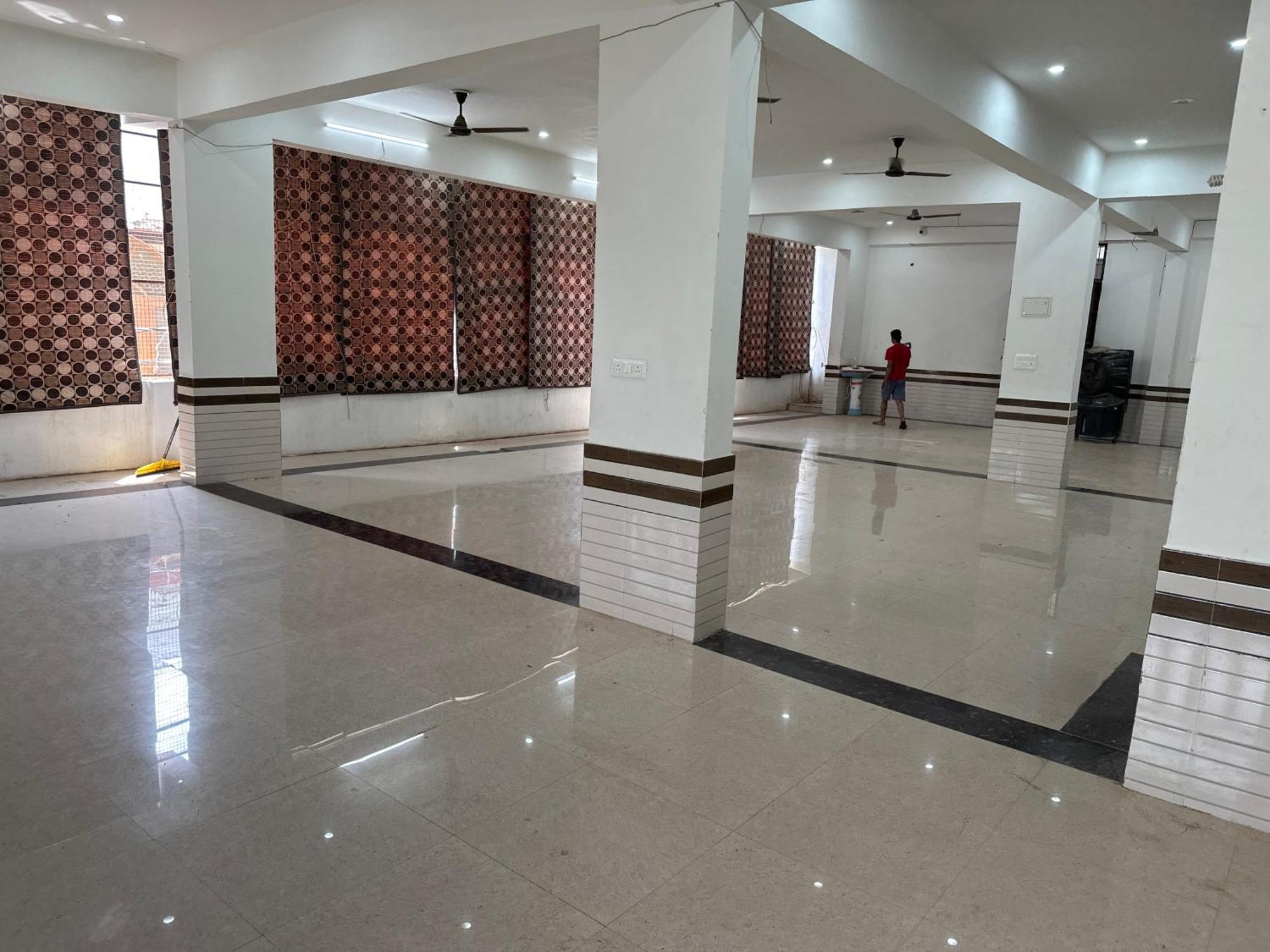 Guest house Radhey Radhey Seva Sadan *